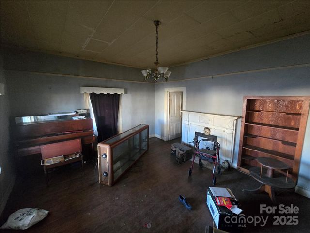 704 Sloop Avenue, Kannapolis, NC 28083