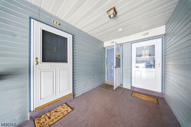 114 Henley Dr 114, Franklin Twp., NJ 08873