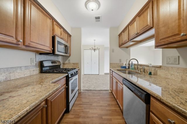 114 Henley Dr 114, Franklin Twp., NJ 08873