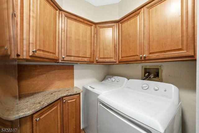 114 Henley Dr 114, Franklin Twp., NJ 08873