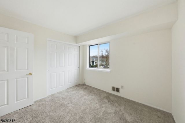 114 Henley Dr 114, Franklin Twp., NJ 08873