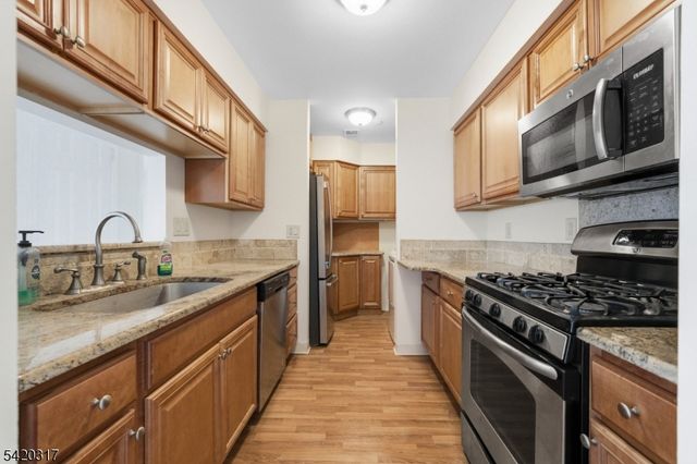 114 Henley Dr 114, Franklin Twp., NJ 08873