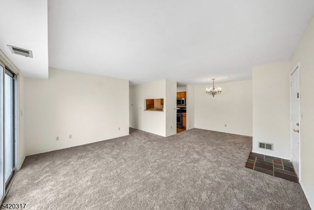 114 Henley Dr 114, Franklin Twp., NJ 08873