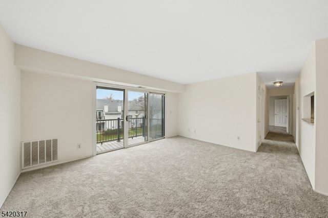 114 Henley Dr 114, Franklin Twp., NJ 08873
