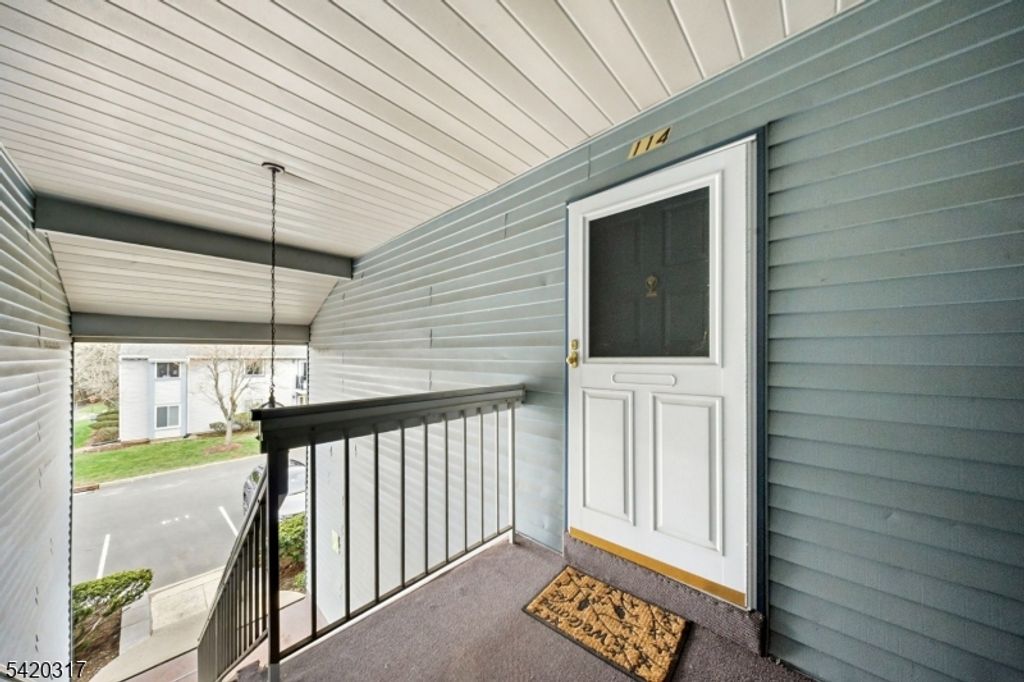 114 Henley Dr 114, Franklin Twp., NJ 08873