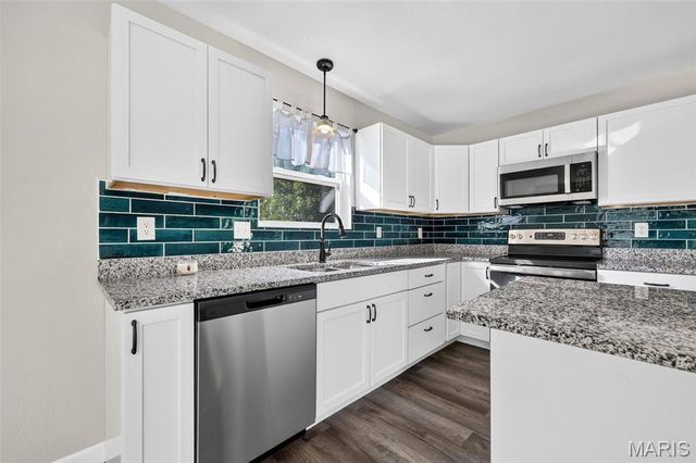 825 Highway WW, Foristell, MO 63348
