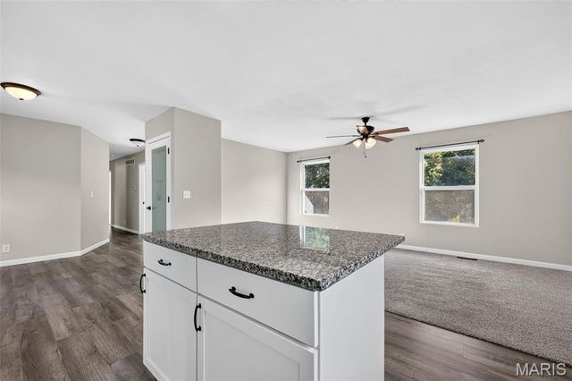825 Highway WW, Foristell, MO 63348