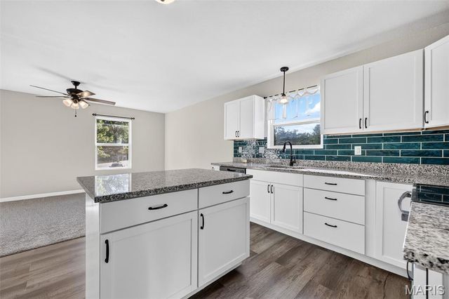 825 Highway WW, Foristell, MO 63348