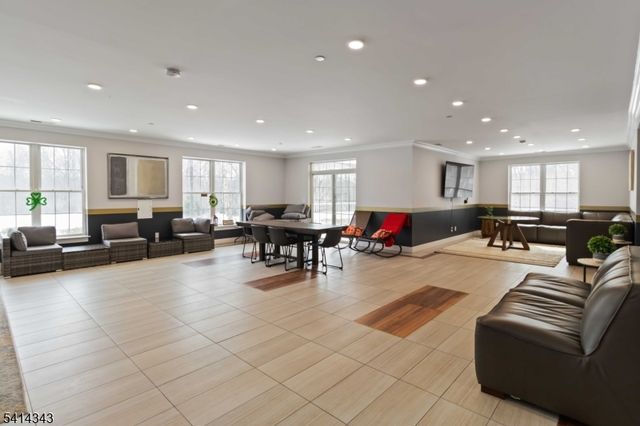 302 Fischer Ct 302, Rockaway Twp., NJ 07866