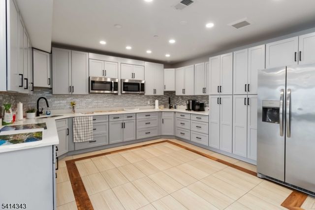 302 Fischer Ct 302, Rockaway Twp., NJ 07866