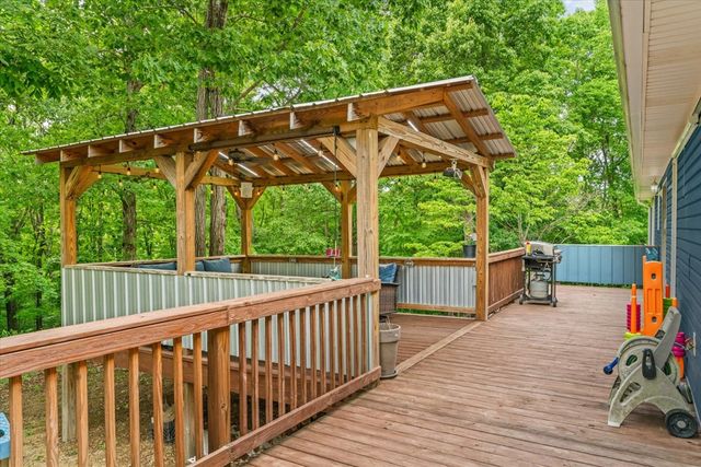 573 Smyrna Church Road, Chatsworth, GA 30705