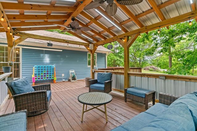 573 Smyrna Church Road, Chatsworth, GA 30705