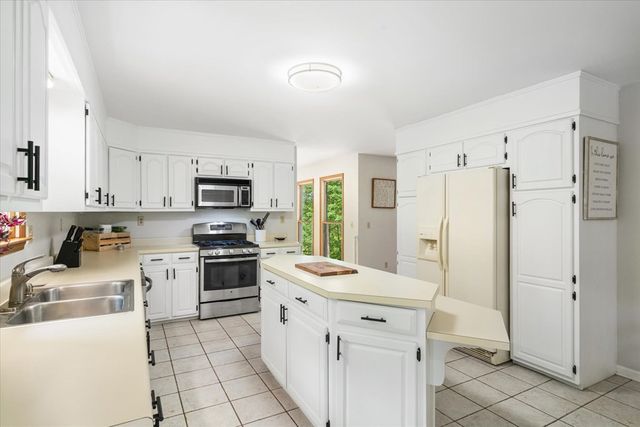 573 Smyrna Church Road, Chatsworth, GA 30705