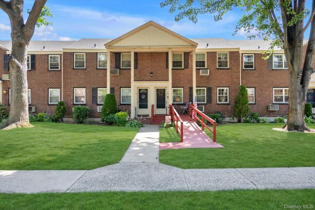 69-33 210 Street B, Bayside, NY 11364
