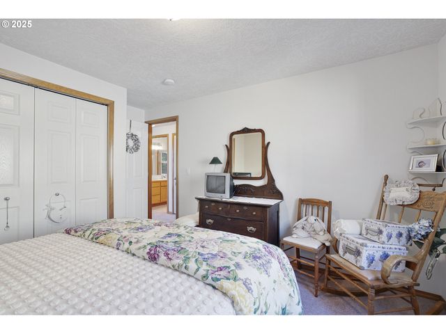 361 Sw Howard Dr, Mc Minnville, OR 97128