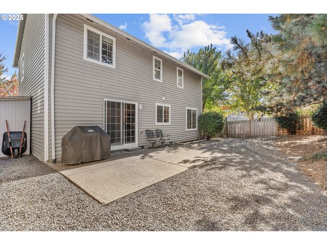 361 Sw Howard Dr, Mc Minnville, OR 97128