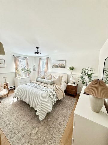 177 Heritage Dr 177, Northbridge, MA 01588