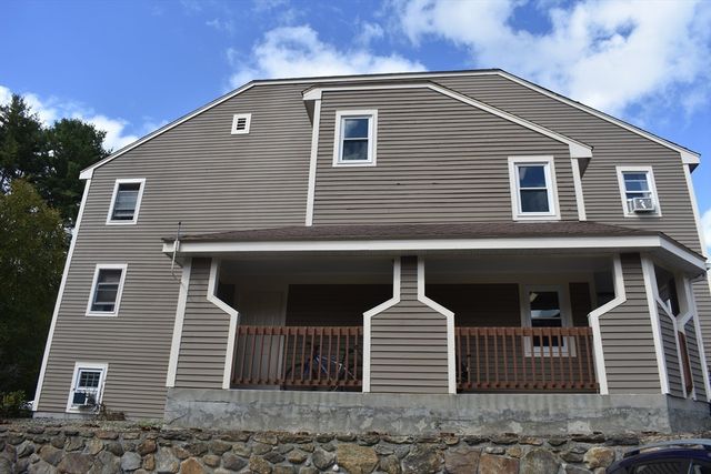 177 Heritage Dr 177, Northbridge, MA 01588