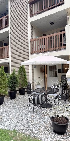 177 Heritage Dr 177, Northbridge, MA 01588