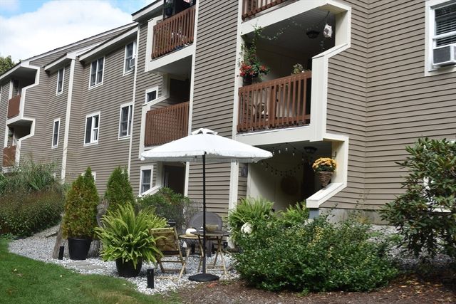 177 Heritage Dr 177, Northbridge, MA 01588