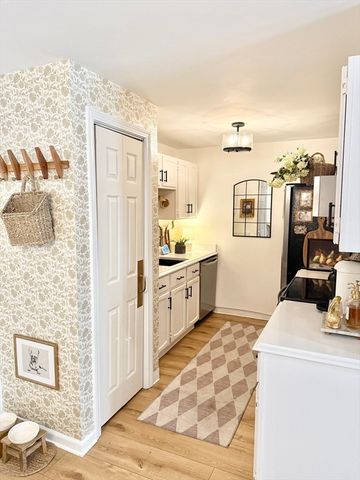 177 Heritage Dr 177, Northbridge, MA 01588