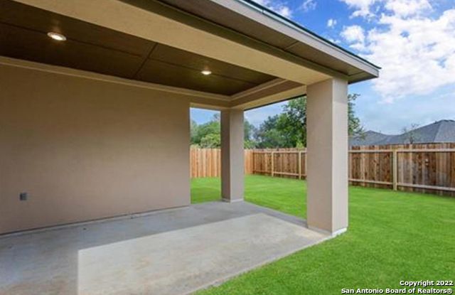 1422 OAKLAWN DR, New Braunfels, TX 78132