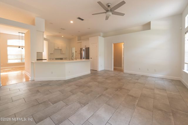 1673 TALL TREE Drive E, Jacksonville, FL 32246