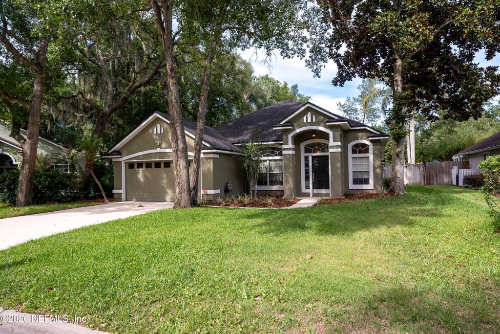 1673 TALL TREE Drive E, Jacksonville, FL 32246