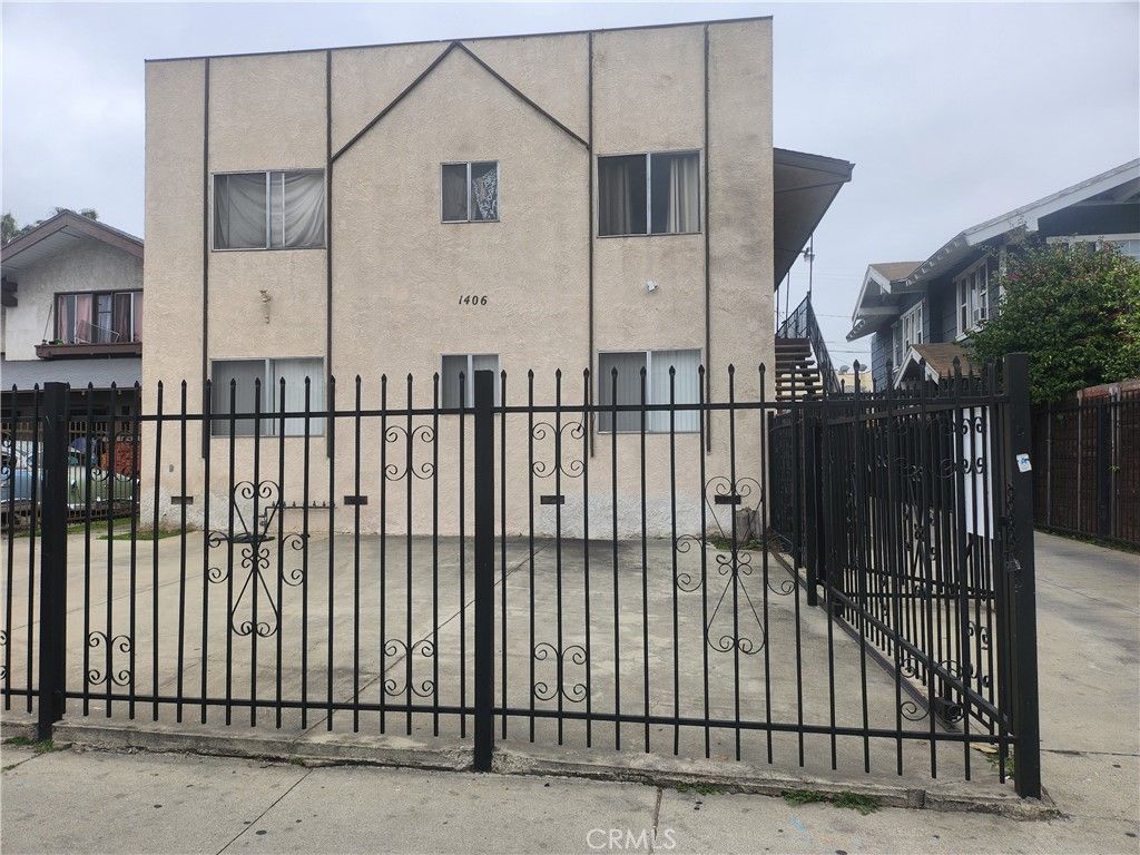 1406 Crenshaw, Los Angeles, CA 90019 — exterior