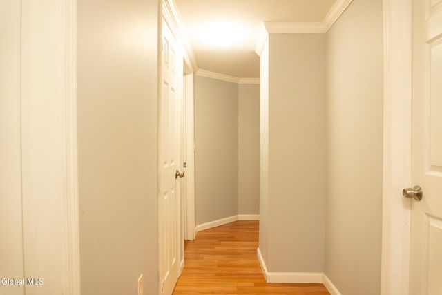 2 Bigelow Avenue, Schenectady, NY 12304