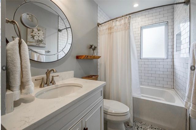 428 Daniel Street, Richardson, TX 75080