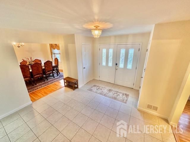 8 Constitution Court, East Brunswick, NJ 08816