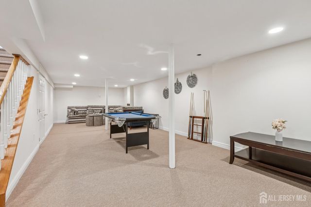 8 Constitution Court, East Brunswick, NJ 08816