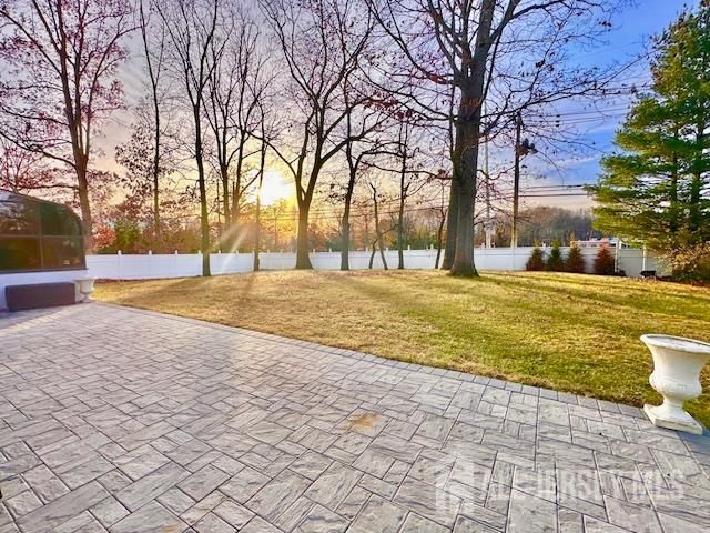 8 Constitution Court, East Brunswick, NJ 08816