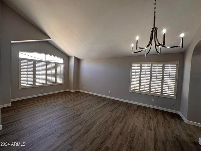 6525 W LARIAT Lane, Phoenix, AZ 85083