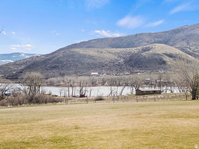 2137 S LAKE VIEW CIR, Preston, ID 83263