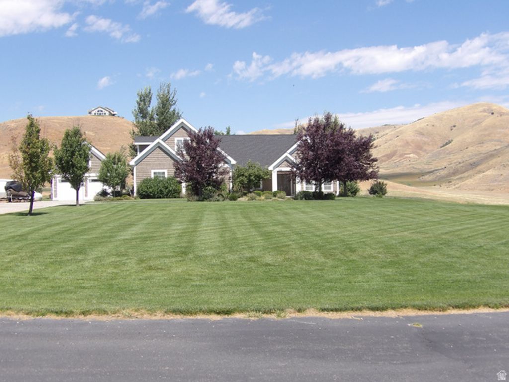2137 S LAKE VIEW CIR, Preston, ID 83263