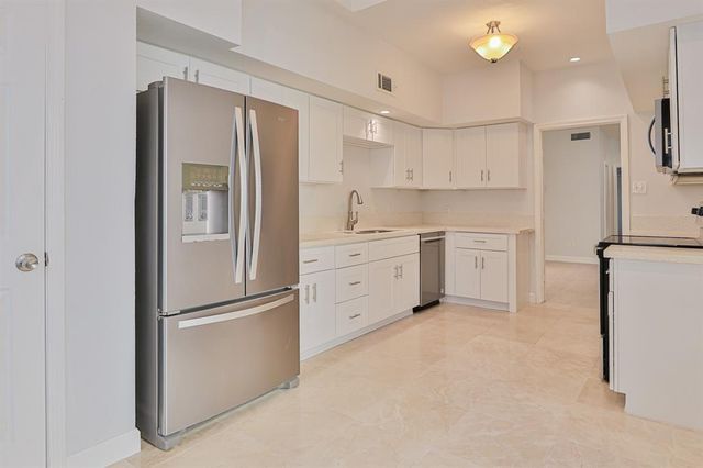 12625 Memorial Drive 156, Houston, TX 77024