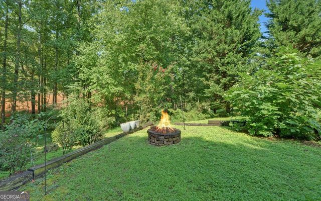 94 Bent Ridge Drive S, Dawsonville, GA 30534