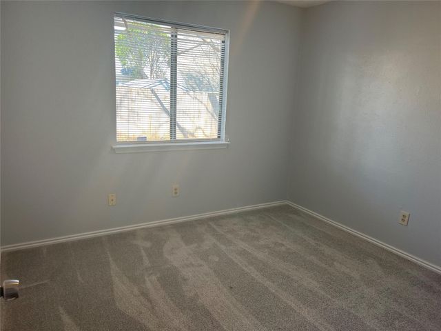 819 Lovingham Drive, Arlington, TX 76017