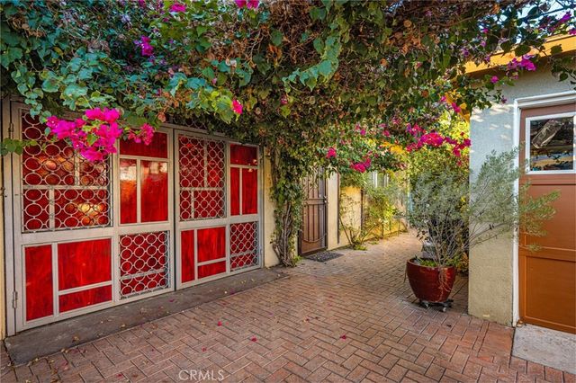 340 N Wayfield, Orange, CA 92867