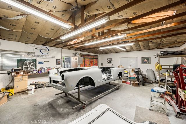 340 N Wayfield, Orange, CA 92867