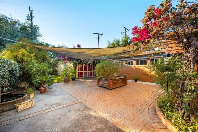 340 N Wayfield, Orange, CA 92867