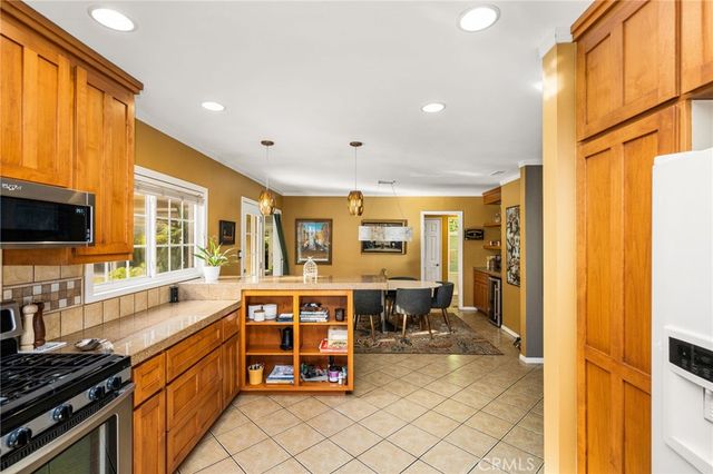 340 N Wayfield, Orange, CA 92867