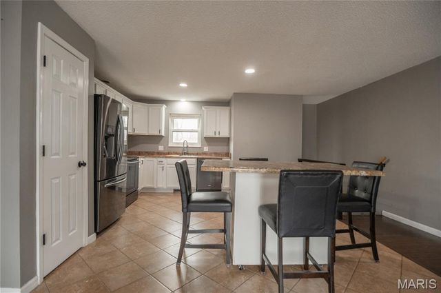 10867 Cabin Lane, Dexter, MO 63841