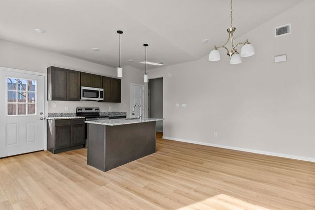 1840 E Broadway Avenue, Fort Worth, TX 76104