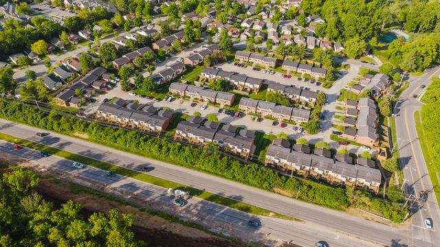 3613 Squires Woods Way, Lexington, KY 40515
