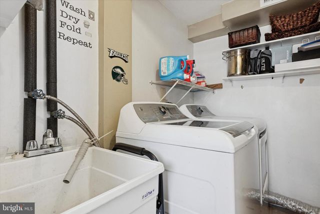 27 LINDLEY RD, Churchville, PA 18966