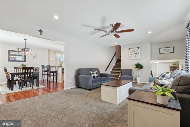 27 LINDLEY RD, Churchville, PA 18966