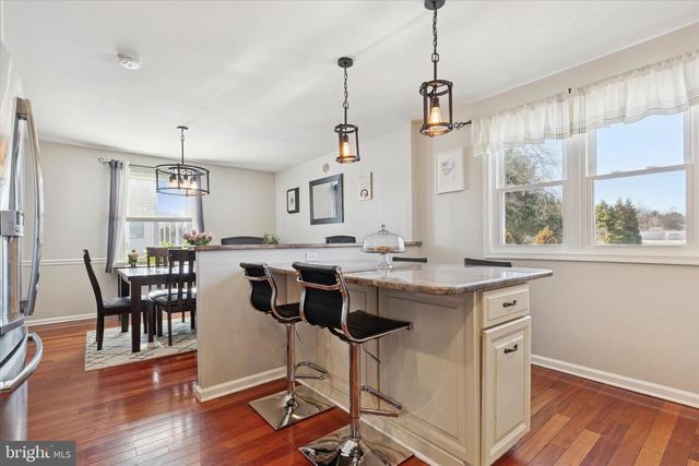 27 LINDLEY RD, Churchville, PA 18966